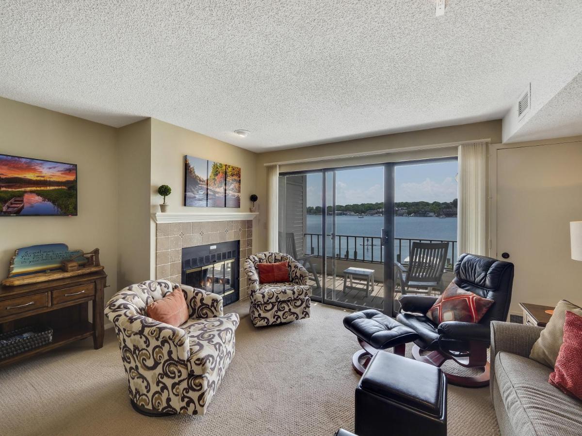 228 Edgewater Inn Charlevoix Esterno foto